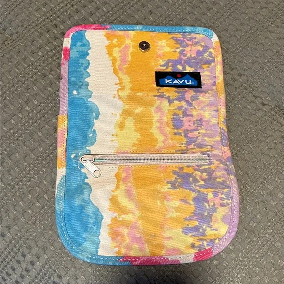 Kavu Canvas Wallet - Blue, Yellow, Pink, Cream - Picture 4 of 5